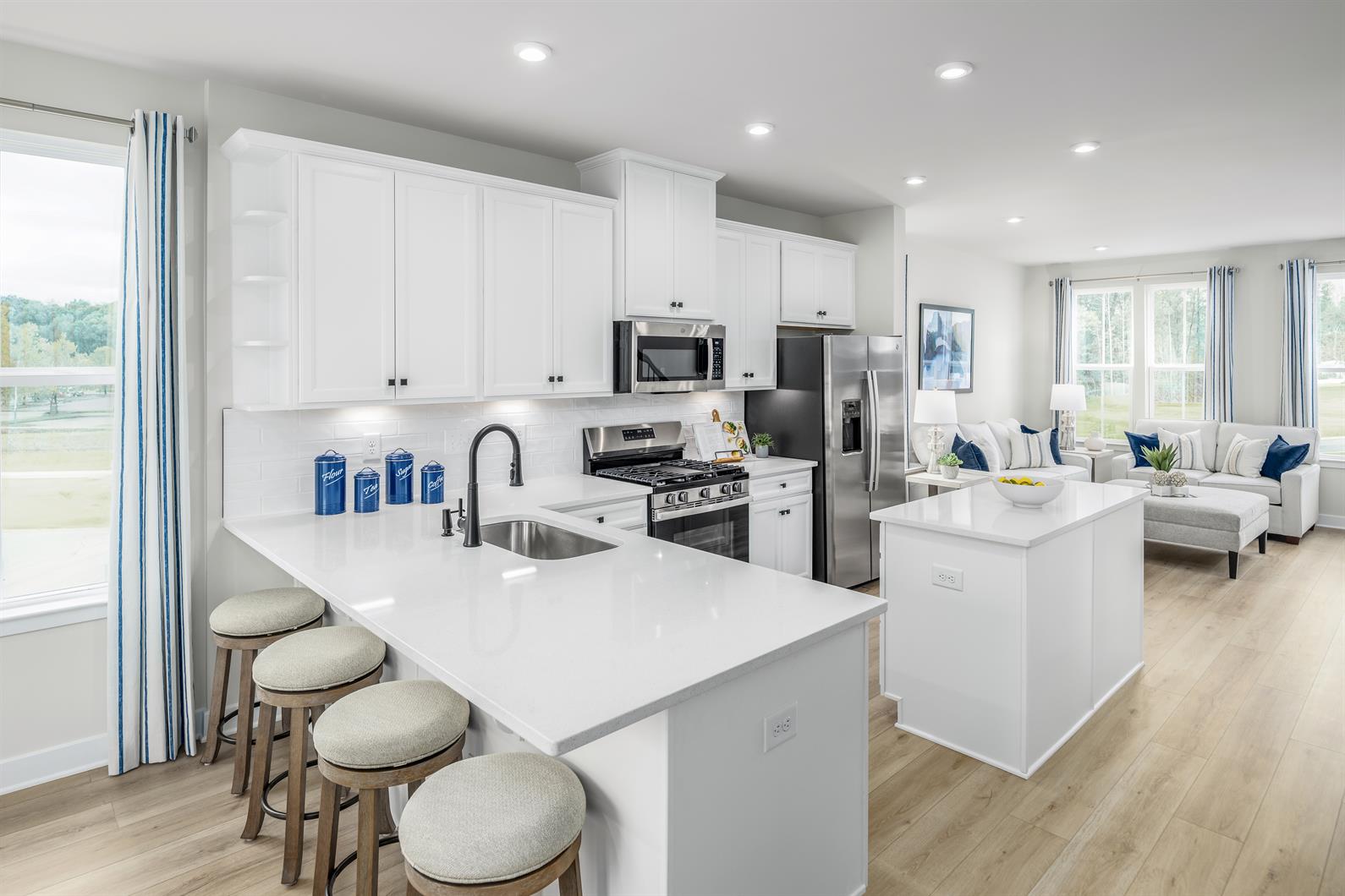 available home in Cloverleigh Towns