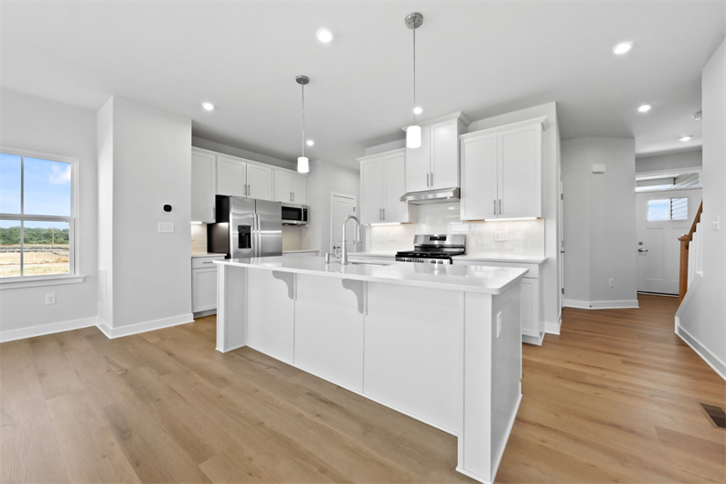 Available home in Ashburn Crossing