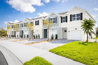 Pine Pointe at Astonia - Community