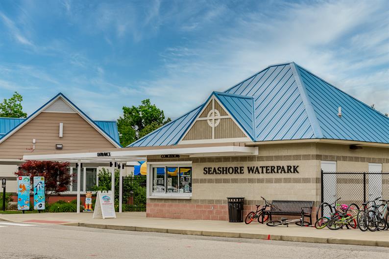 Minutes to Memorial Park & Seashore Waterpark 