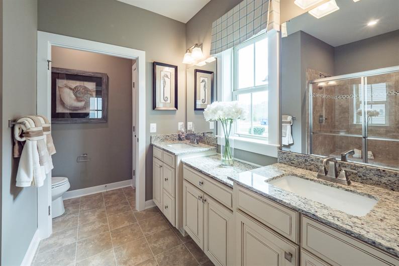 Castlewood Fields SingleFamily Homes MainLevel Owner's Suites