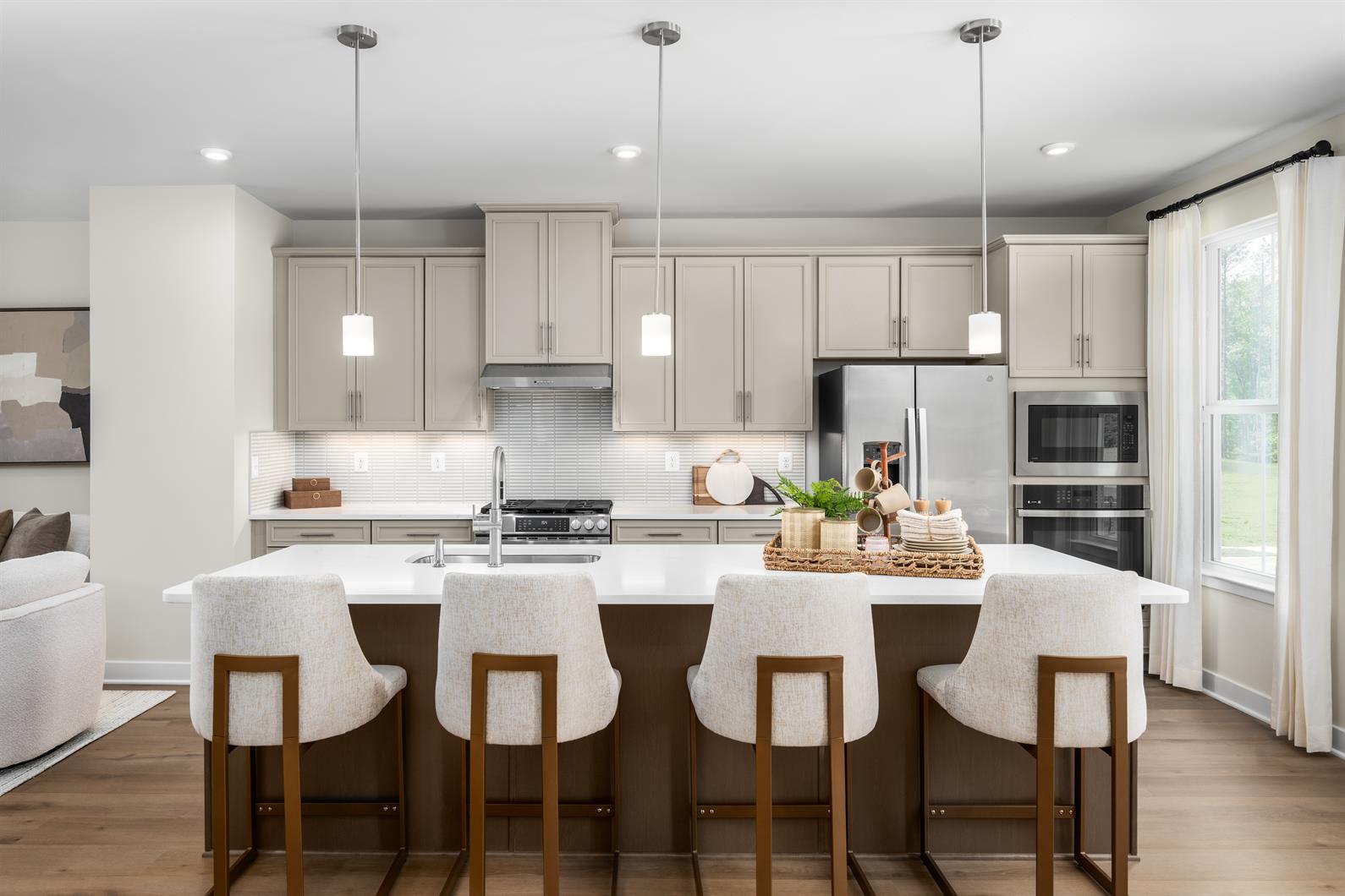 available home in Centreport Village