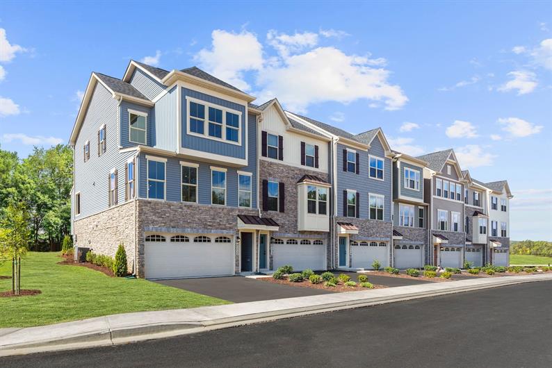 COME HOME TO PINE VIEW TOWNHOMES 