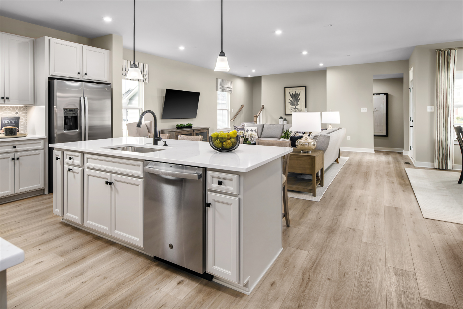 available home in Parq