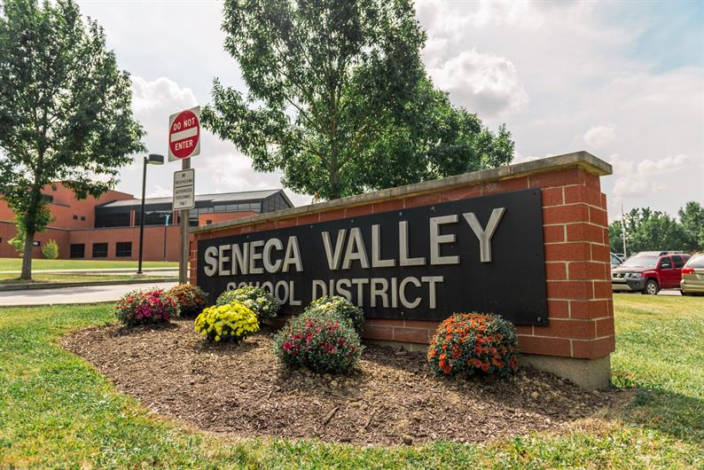 Seneca Valley Schools 