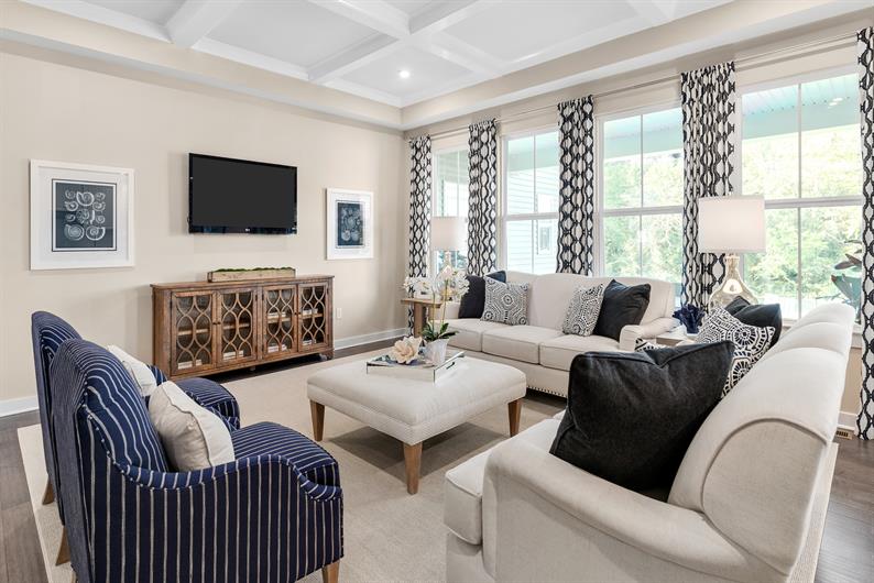 Blackthorne Estates SingleFamily Homes MainLevel Owner's Suites