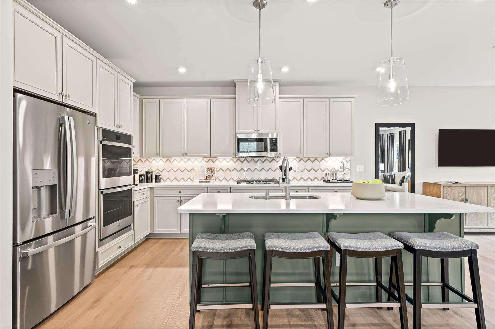 available home in Grandview Mews