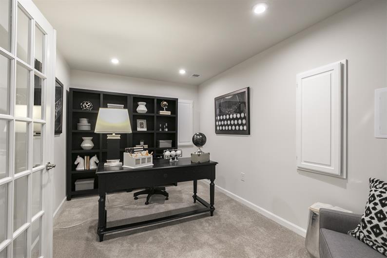 Wellington Townhomes MainLevel Owner's Suites Available for Sale