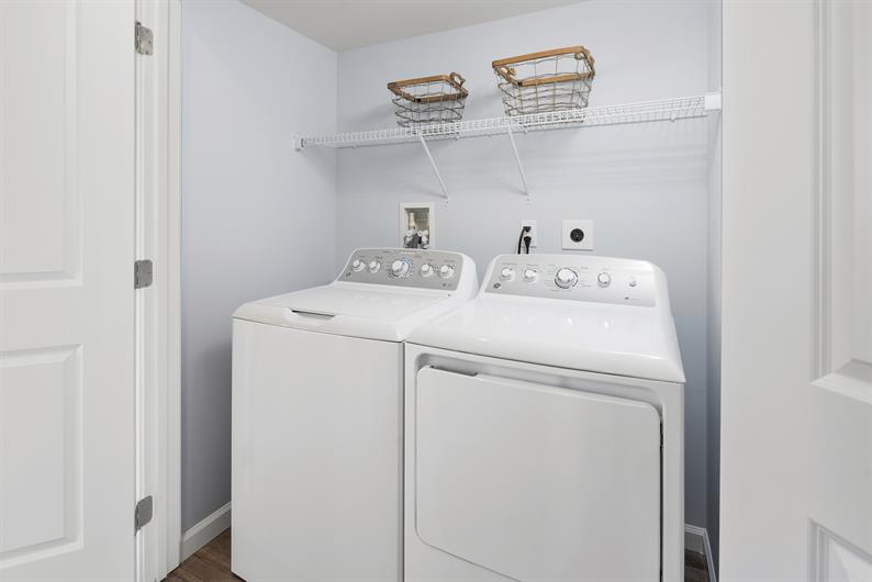 WASHER AND DRYER INCLUDED 