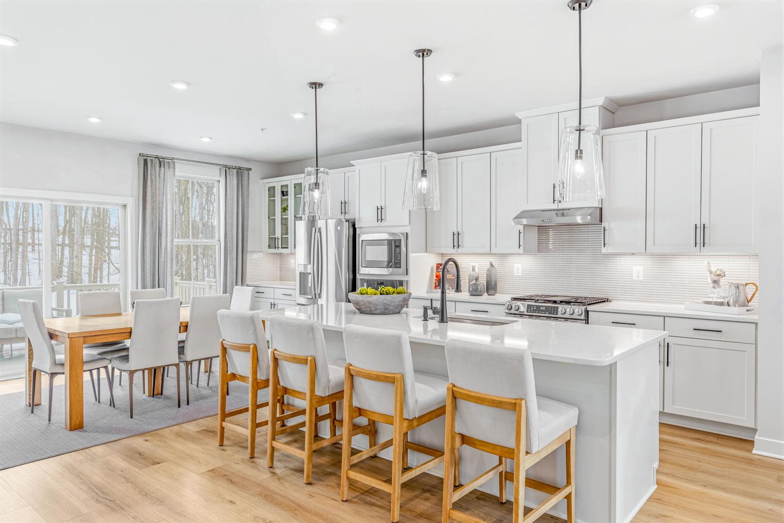 available home in Scenic Ridge