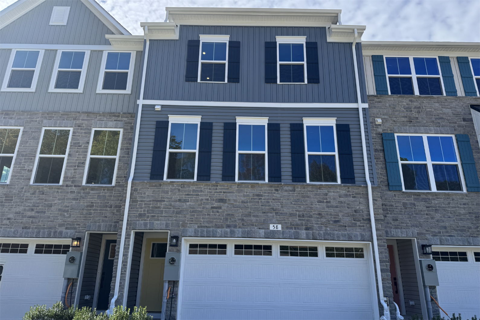 available home in Mount Olive Grove Towns