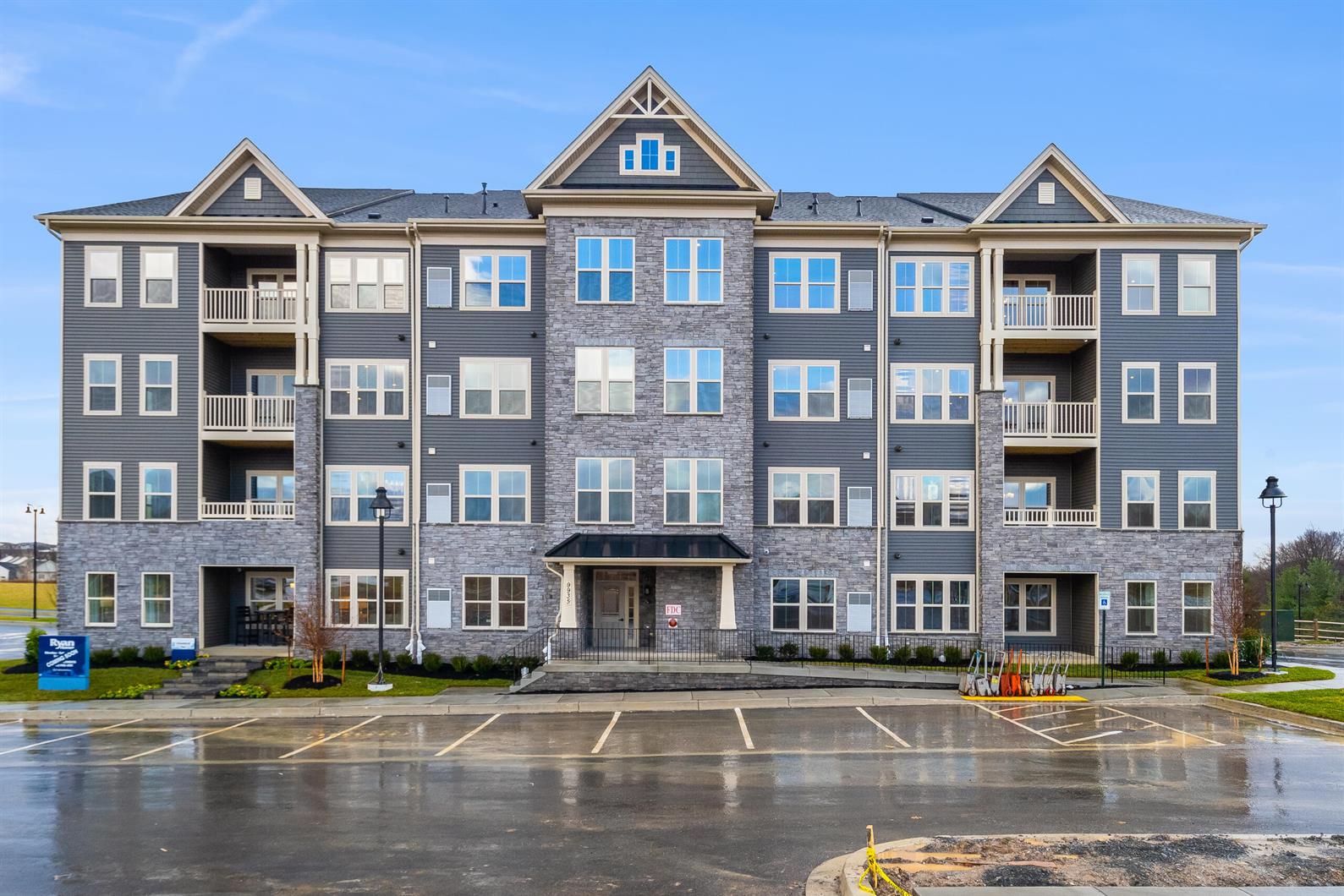 available home in Cromwell 55+ Condos