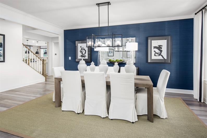 Formal and Informal Dining Options 