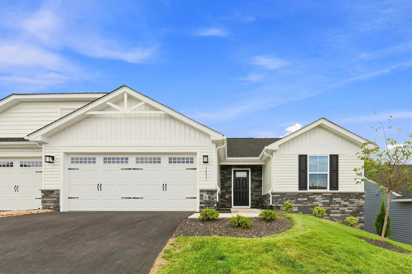 available home in Boulder Ridge Villas
