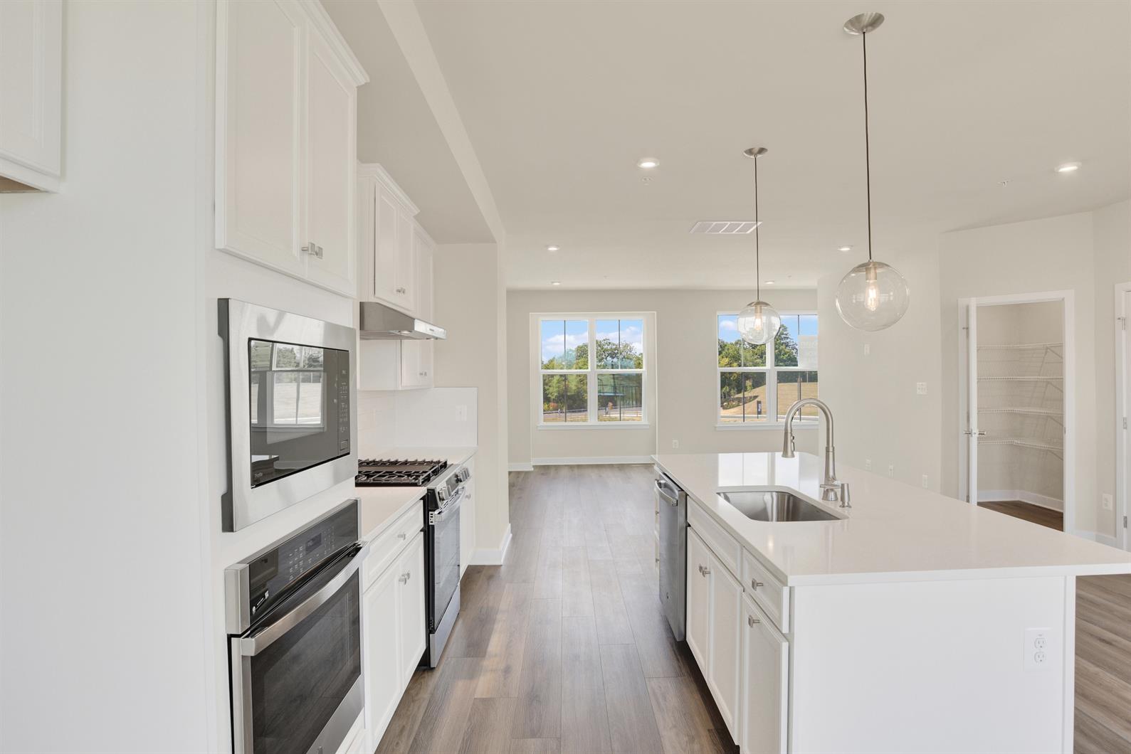 available home in Penn West